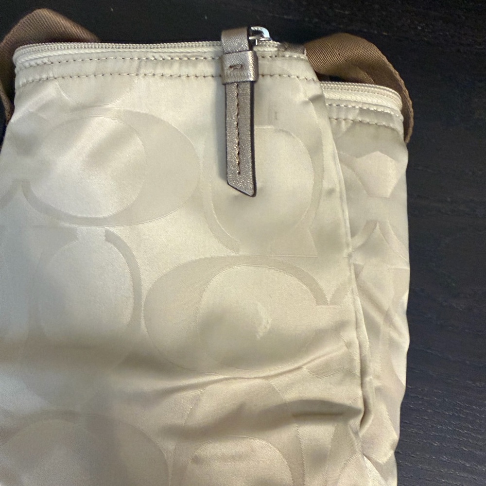 🌟Coach Signature Packable Travel Tote Bag!🌟 - Picture 8 of 8